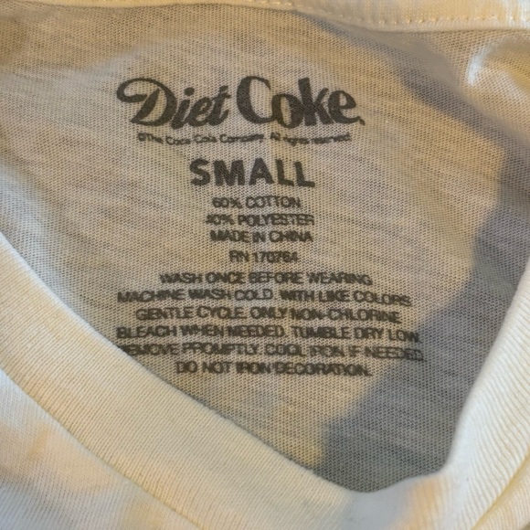 Diet Coke Women’s White Graphic Tee Pink Bow Bottle Small - Picture 3 of 5